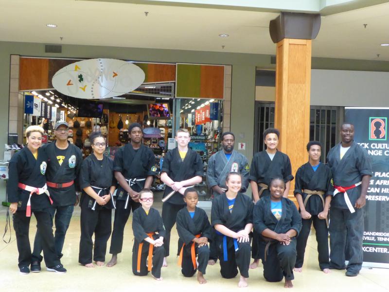 K-5 Group Pic at East Towne Health Fair - 09-09-2017
